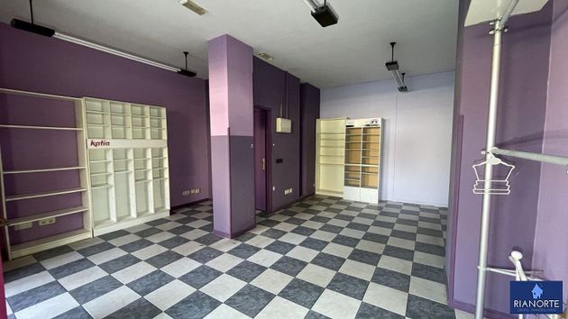 Foto 1 de Alquiler de local en Luanco - Aramar - Antromero de 38 m²