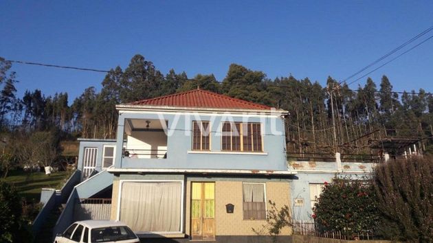 Foto 2 de Casa en venda a calle Castro de 3 habitacions amb terrassa