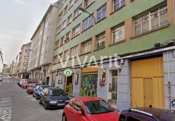 Foto 2 de Local en venda a calle Monasterio de Monfero de 541 m²