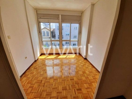 Foto 1 de Venta de piso en calle De Castela de 4 habitaciones y 95 m²