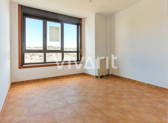 Foto 2 de Venta de piso en calle Estatuto de Galicia de 3 habitaciones con calefacción y ascensor