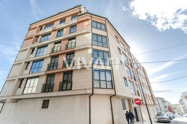 Foto 1 de Pis en venda a calle Estatuto de Galicia de 3 habitacions amb calefacció i ascensor