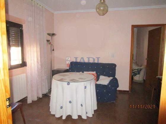 Foto 2 de Xalet en venda a Valdepeñas de 6 habitacions amb calefacció