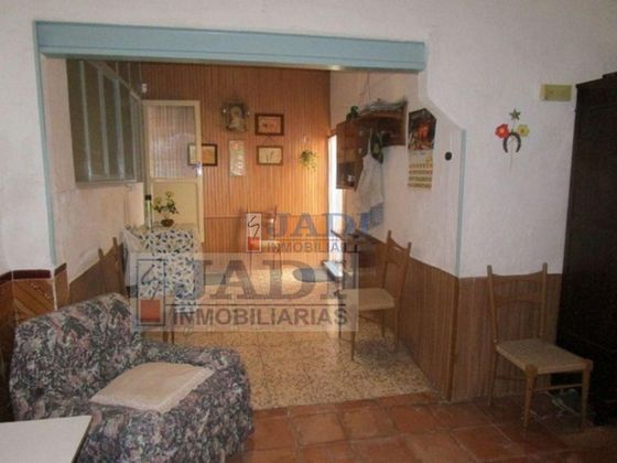 Foto 2 de Xalet en venda a Valdepeñas de 4 habitacions amb terrassa i balcó