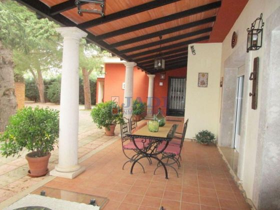 Foto 1 de Xalet en venda a Valdepeñas de 3 habitacions amb terrassa i piscina