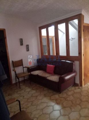 Foto 1 de Venta de chalet en Albaladejo de 5 habitaciones con terraza y garaje