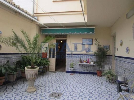 Foto 2 de Chalet en venta en Santa Cruz de Mudela de 5 habitaciones con balcón y calefacción