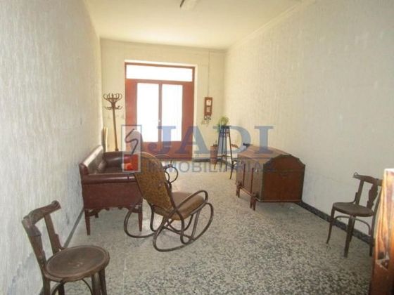 Foto 1 de Casa en venda a Santa Cruz de Mudela de 5 habitacions amb terrassa i balcó