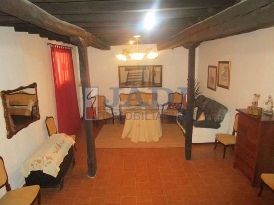 Foto 1 de Xalet en venda a Santa Cruz de Mudela de 5 habitacions amb aire acondicionat i calefacció