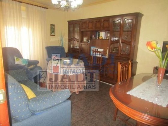 Foto 1 de Xalet en venda a Valdepeñas de 5 habitacions amb terrassa i garatge