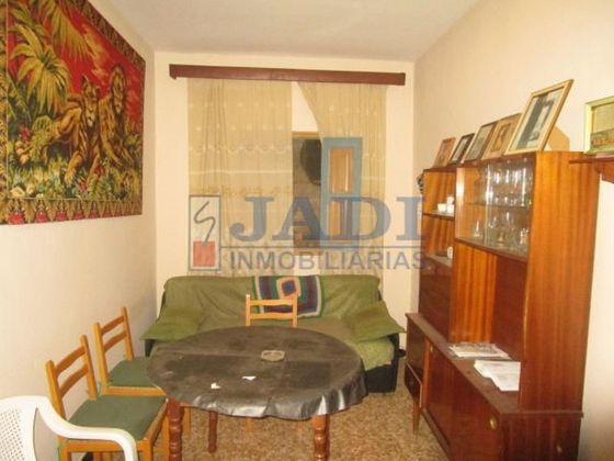 Foto 2 de Xalet en venda a Valdepeñas de 2 habitacions amb terrassa i balcó