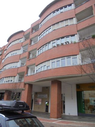 Foto 2 de Ático en venta en Alisal - Cazoña - San Román de 2 habitaciones con terraza y calefacción