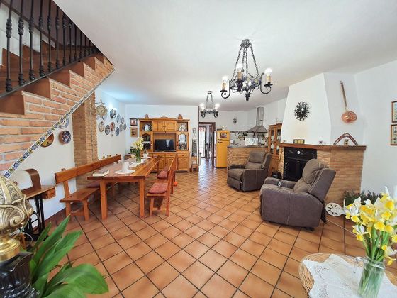 Foto 1 de Casa adossada en venda a Condado de Treviño de 4 habitacions amb terrassa i garatge