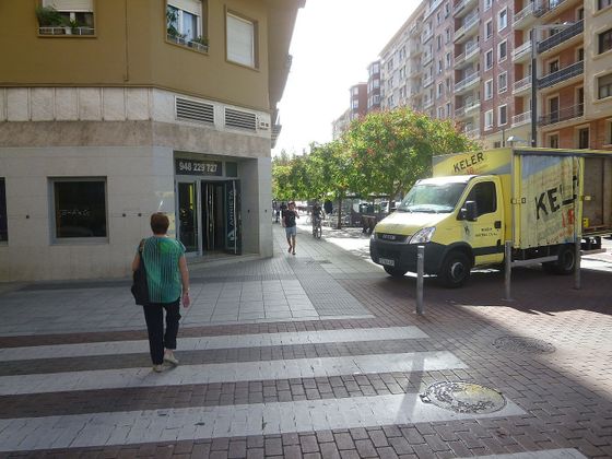 Foto 2 de Local en lloguer a calle De Olite de 168 m²