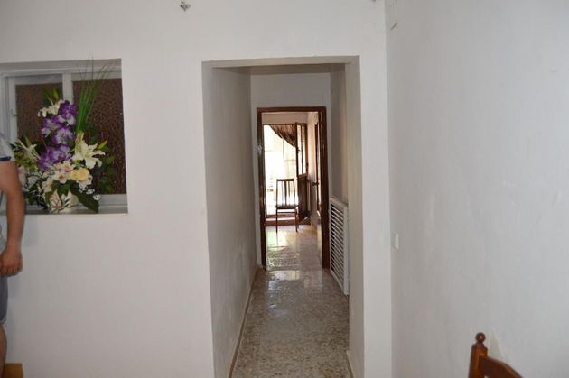 Foto 1 de Chalet en venta en Belinchón de 4 habitaciones con terraza
