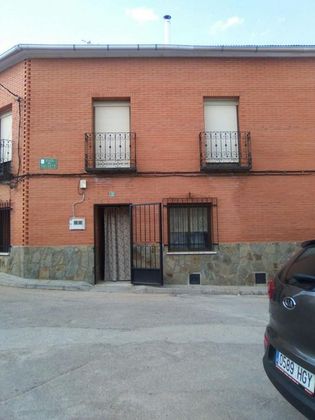 Foto 1 de Venta de casa rural en Villarejo de Fuentes de 4 habitaciones con balcón y calefacción