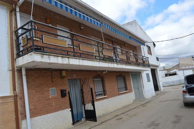 Foto 1 de Casa rural en venda a Rozalén del Monte de 4 habitacions amb piscina