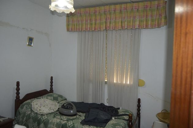 Foto 2 de Chalet en venta en Villar de Cañas de 3 habitaciones con terraza y piscina