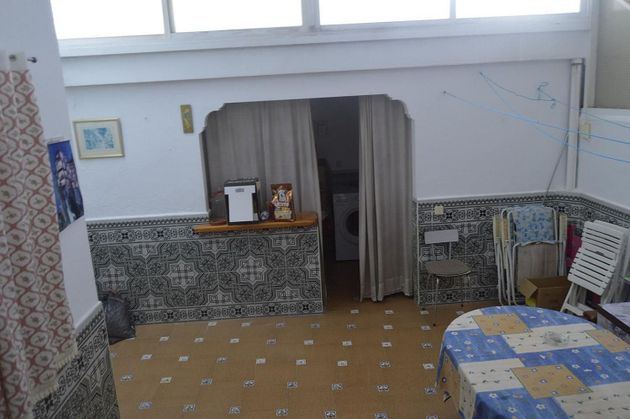 Foto 2 de Venta de casa adosada en Santa Cruz de la Zarza de 2 habitaciones con calefacción