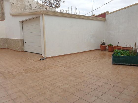 Foto 1 de Xalet en venda a Tarancón de 5 habitacions amb garatge i aire acondicionat