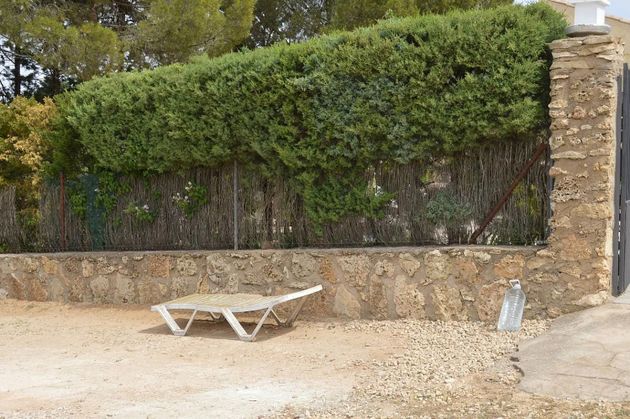 Foto 1 de Chalet en venta en Villar de Cañas de 3 habitaciones con terraza y piscina