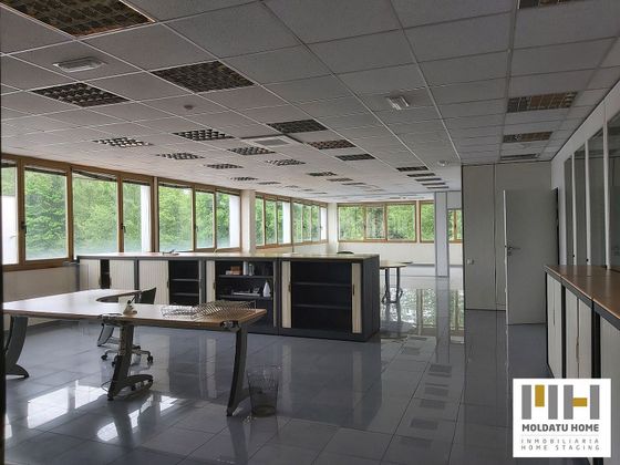 Foto 2 de Oficina en lloguer a Lapice - Larreaundi - Olaberria - Meaka amb aire acondicionat i calefacció