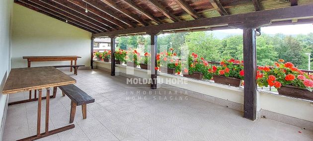 Foto 2 de Casa adosada en venta en Lapice - Larreaundi - Olaberria - Meaka de 5 habitaciones con terraza y garaje