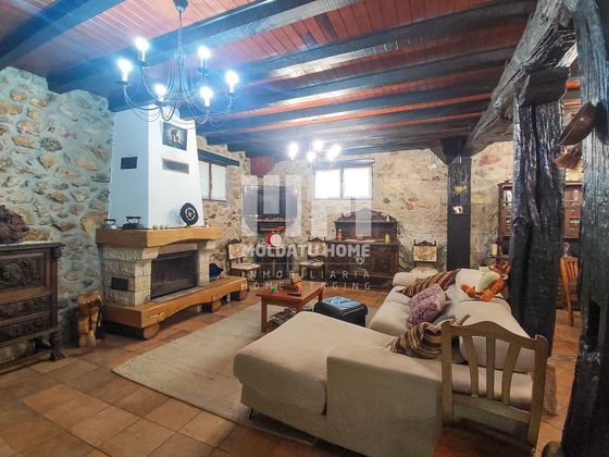 Foto 2 de Casa en venda a Oiartzun de 10 habitacions amb terrassa i balcó
