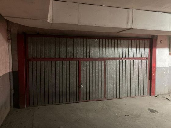 Foto 1 de Garaje en venta en Santutxu de 12 m²