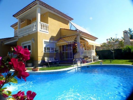 Foto 1 de Xalet en venda a Chillarón de Cuenca de 5 habitacions amb terrassa i piscina