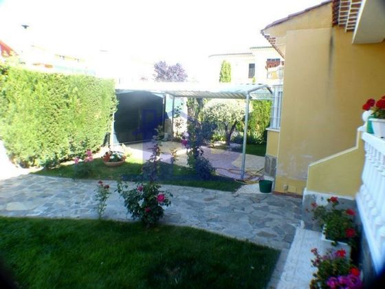 Foto 2 de Chalet en venta en Chillarón de Cuenca de 5 habitaciones con terraza y piscina