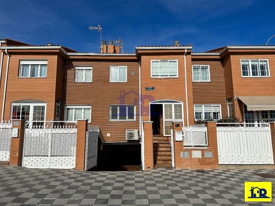 Foto 1 de Venta de casa en San Fernando - Carretera de Valencia de 3 habitaciones con garaje y balcón