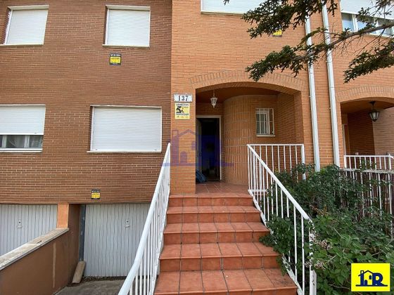 Foto 1 de Casa en venda a San Fernando - Carretera de Valencia de 4 habitacions amb terrassa i garatge