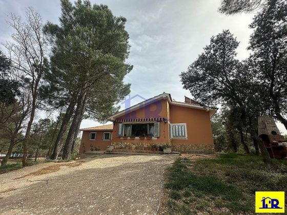 Foto 2 de Xalet en venda a Arcas del Villar de 6 habitacions amb terrassa i piscina