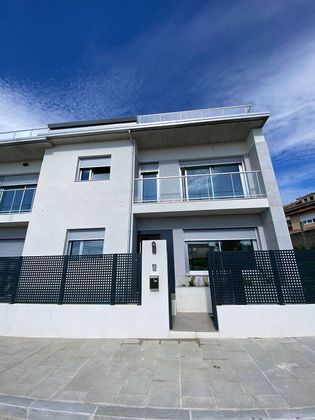 Foto 1 de Casa en venda a Nigrán de 5 habitacions amb terrassa i garatge
