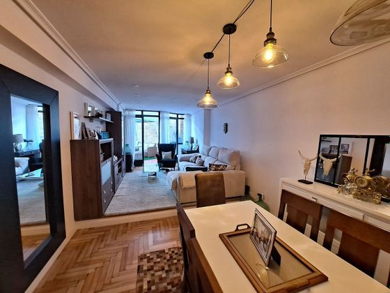 Foto 1 de Venta de piso en Praza España - Casablanca de 3 habitaciones con terraza y garaje