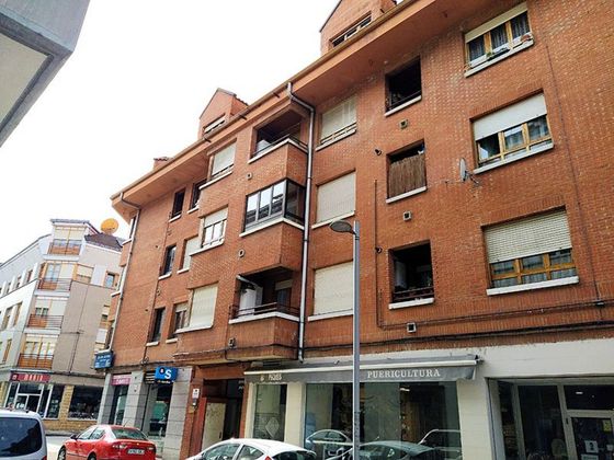 Foto 1 de Venta de piso en calle Palomares de 3 habitaciones con terraza y piscina
