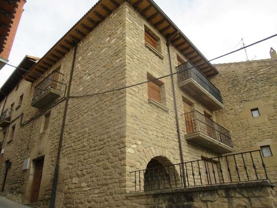 Foto 1 de Casa en venta en Moreda de Álava de 6 habitaciones con balcón y calefacción