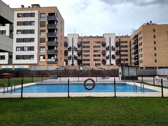 Foto 1 de Piso en venta en San Adrián - La Cava de 2 habitaciones con terraza y piscina