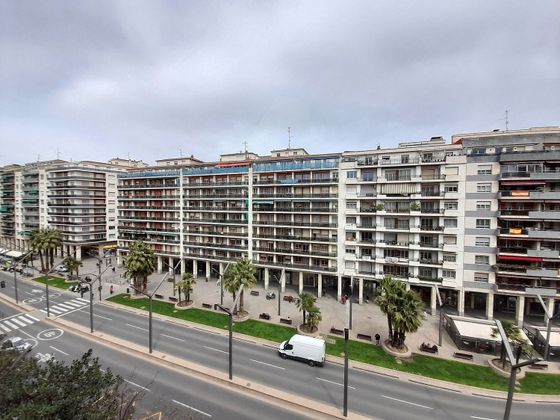 Foto 1 de Dúplex en venda a Centro - Logroño de 3 habitacions amb terrassa i calefacció