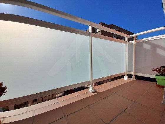Foto 1 de Pis en venda a Universidad - Los Lirios de 3 habitacions amb terrassa i balcó