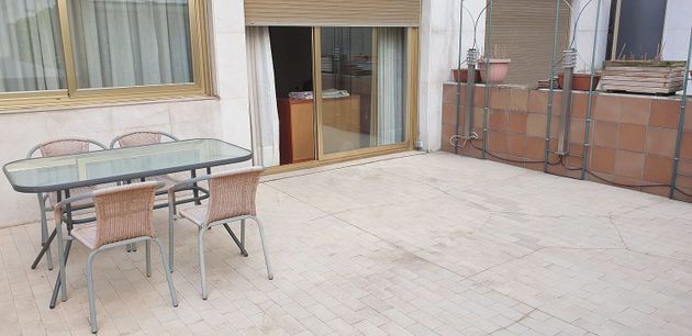 Foto 2 de Venta de piso en Centro - Logroño de 3 habitaciones con terraza y calefacción