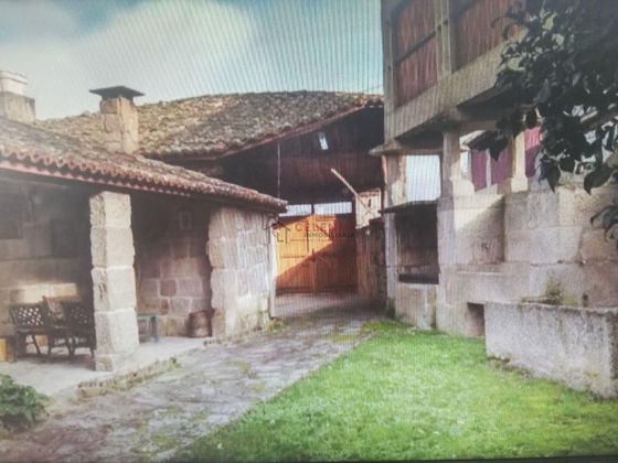 Foto 1 de Chalet en venta en Pereiro de Aguiar (O) de 6 habitaciones con terraza y calefacción