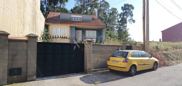 Foto 2 de Xalet en venda a Boiro de 3 habitacions amb garatge i jardí