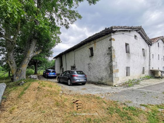 Foto 1 de Casa rural en venda a calle Gorosmendi Auzoa Auzoa de 3 habitacions i 605 m²