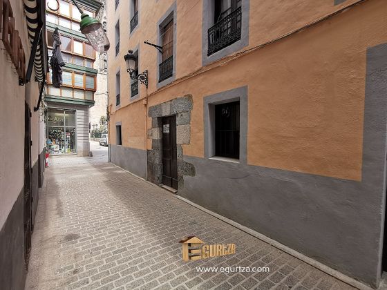 Foto 2 de Alquiler de local en calle Eliz de 92 m²