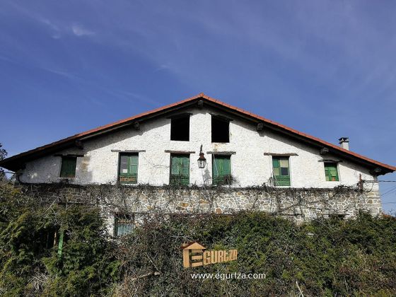 Foto 1 de Edificio en venta en calle Oñatz Auzoa de 913 m²