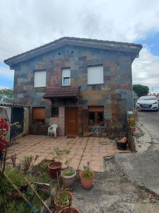 Foto 2 de Xalet en venda a Castrillón de 3 habitacions amb terrassa i jardí