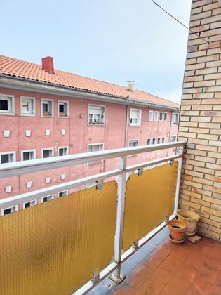 Foto 1 de Venta de piso en Carreño de 3 habitaciones con terraza y balcón
