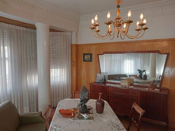Foto 2 de Pis en venda a Centro - Desierto - Arrontegi de 4 habitacions amb balcó i calefacció